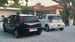 Si rifiuta di pagare il conto, arrivano i carabinieri