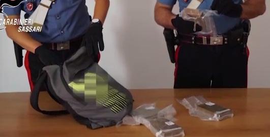 Droga dall’Albania all’isola Ricercato un uomo di 40 anni 