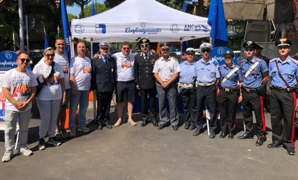 Al banchetto contro le truffe si rivolgono 1.500 persone 