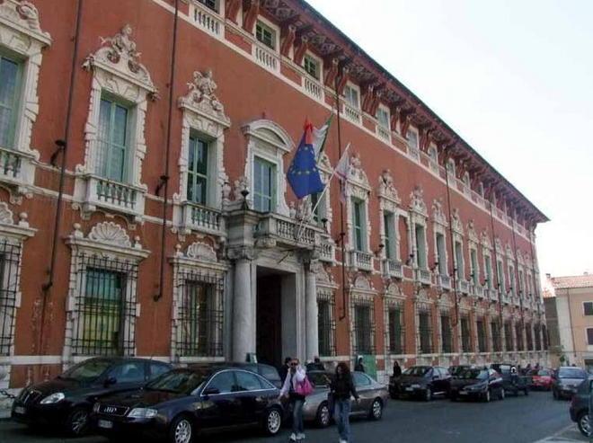 Provincia discute a tavola Il pranzo ci costa 875 euro 