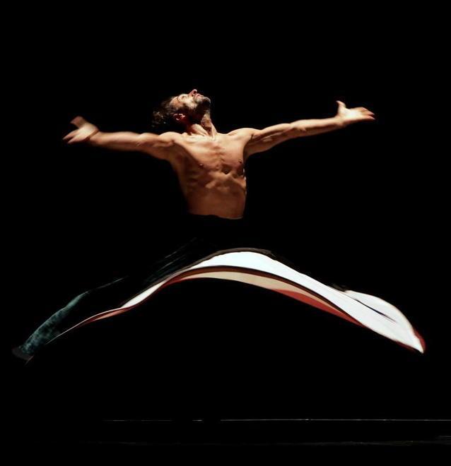 L’artista Ziya Azazi porta in città la danza Sufi