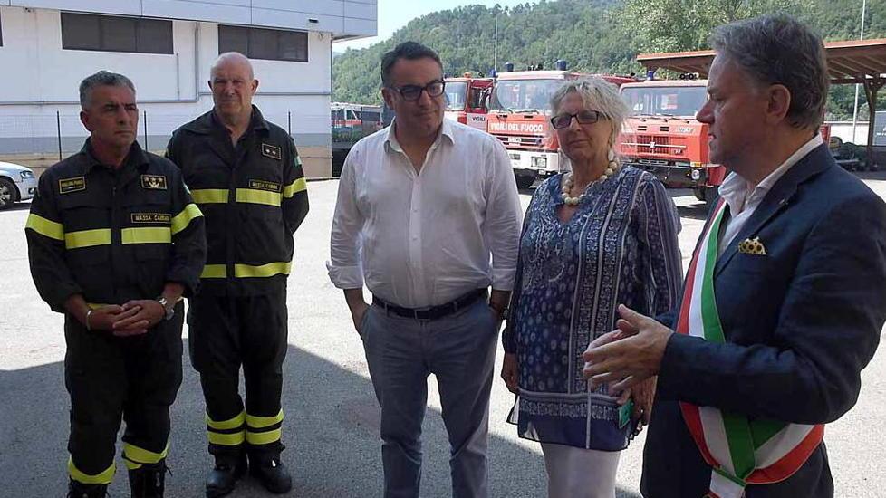 Contro il rischio incendi due pompieri in più fino al mese di settembre