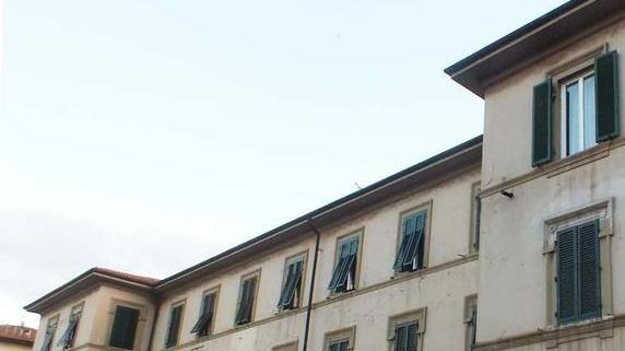 Porto, stop alla perdita Per l’acqua in via Ferrer si rischia il distacco