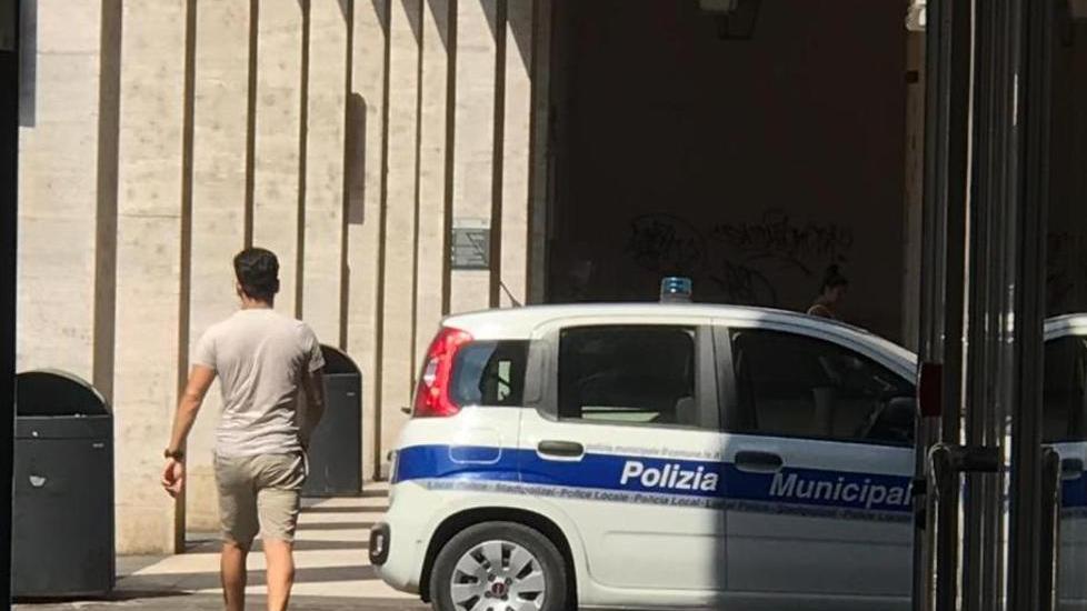 Sosta davanti a scivolo disabili