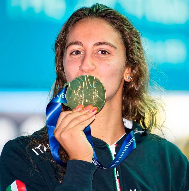 Quadarella oro nei 1500 stile Bronzo per la Carraro a rana E la Pellegrini ancora in finale