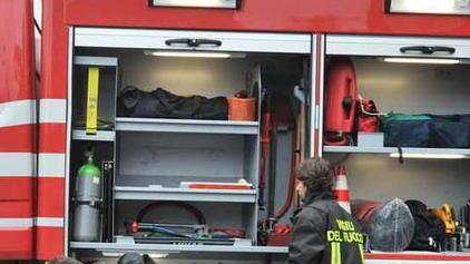 Paura in un cantiere fiamme alte tre metri per una fuga di gas