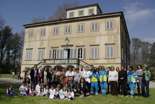 I commercianti di Segromigno in Monte adottano le associazioni di volontariato 