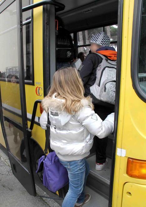 All’asta gli scuolabus Servetti: «Sono dei rottami»