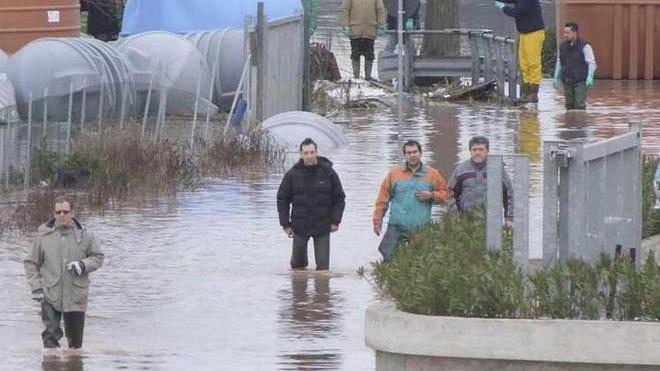 Prima della Fiera, si discute dell’alluvione