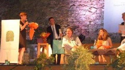Premio giornalistico “Barbiellini Amidei” e a Cavo si balla in spiaggia