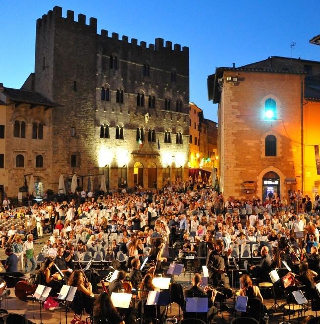 Lirica in piazza: gratis l’ingresso per gli studenti della città del Balestro 