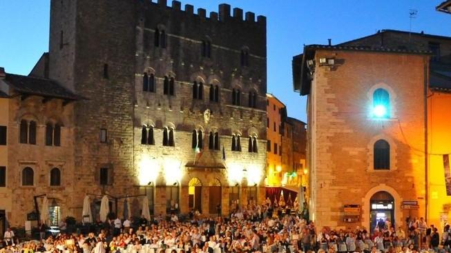 Lirica in piazza: gratis l’ingresso per gli studenti della città del Balestro
