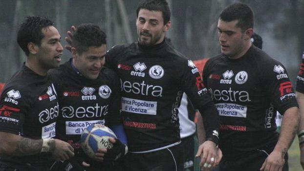 Wakarua lancia al galoppo i Cavalieri