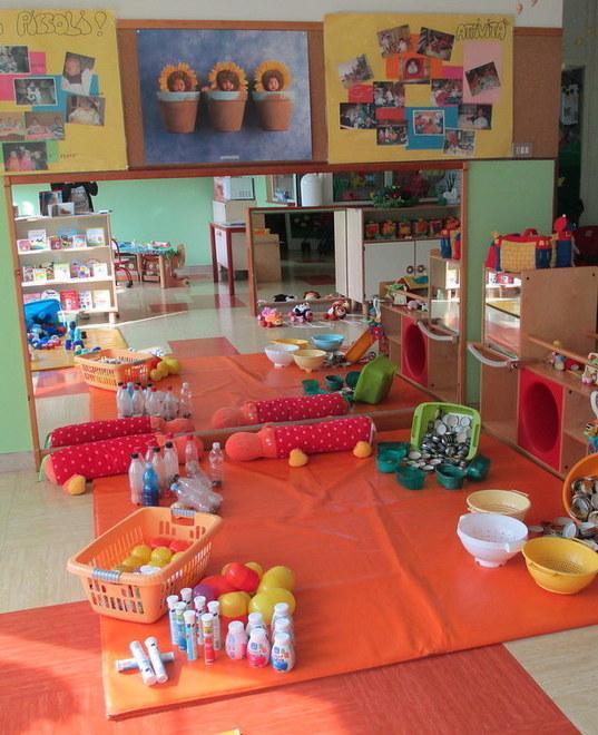 41 bimbi fuori dai nidi pubblici arrivano i voucher per i privati 