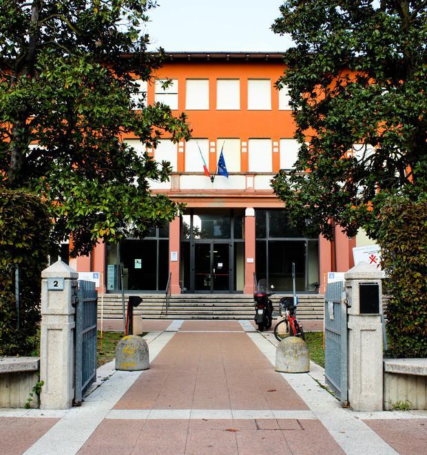 La minoranza sull’ospedale: «Risistemare quello esistente» 