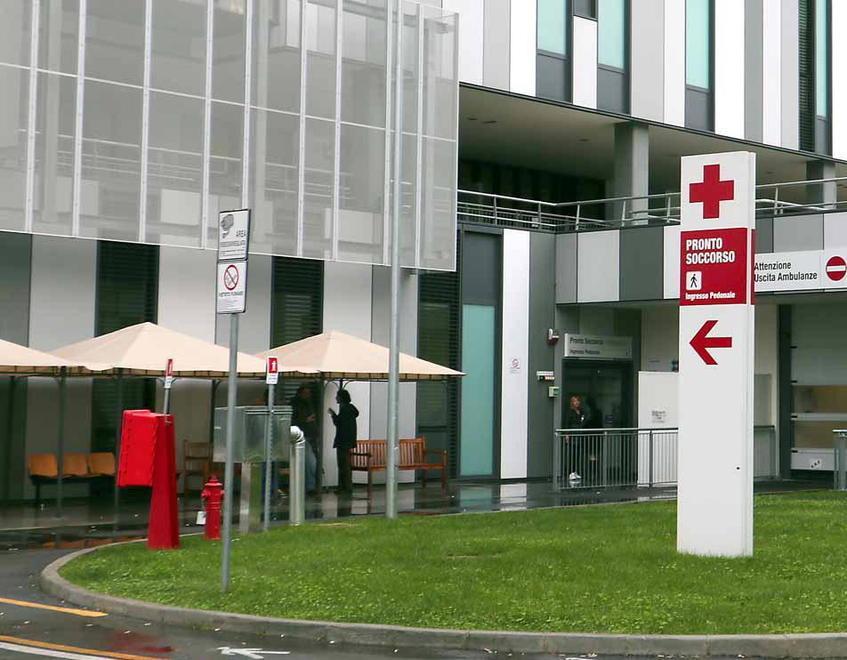 Morì all’uscita dal pronto soccorso del Noa Inchiesta chiusa. Le figlie: indagate ancora 