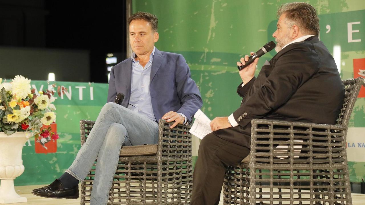 Un momento del confronto con il sindaco Michele Conti sul palco di Eliopoli
