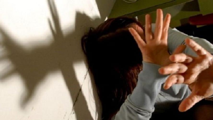 Violenza sessuale e maltrattamenti verso la moglie, marocchino arrestato