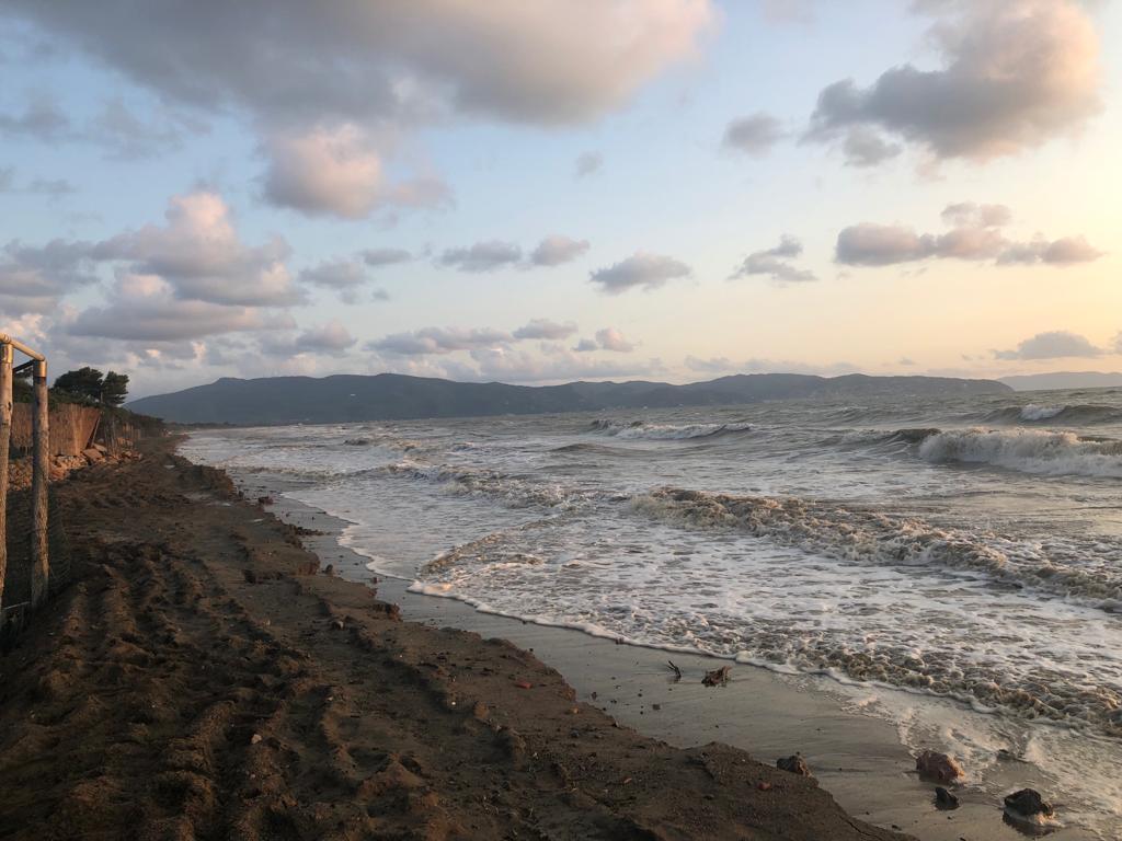 La spiaggia della Giannella fotografata il 29 luglio