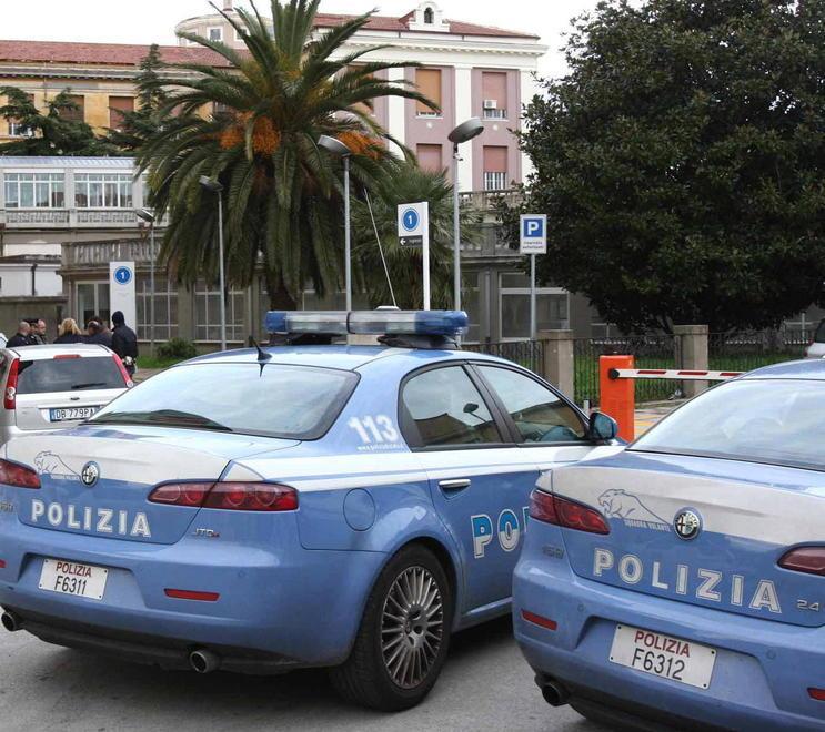 Tentata coltellata e botte all’infermiera, l’Asl mette i vigilantes h24 in ospedale 