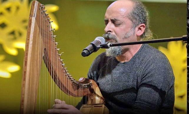 L’arpa celtica di Benozzo reinterpreta David Bowie a Modena