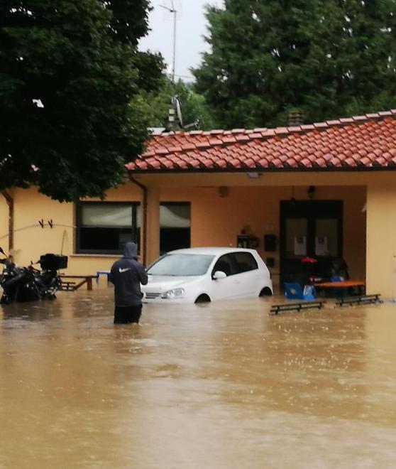 Il fango devasta aziende e raccolti: è emergenza