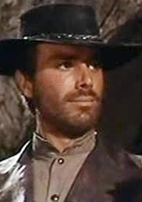 Addio Hilton, il “macho” dei western all’italiana