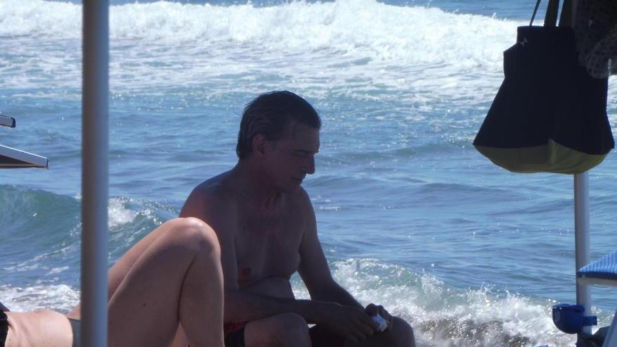 David Sassoli si rilassa al bagno Parasol di Capalbio