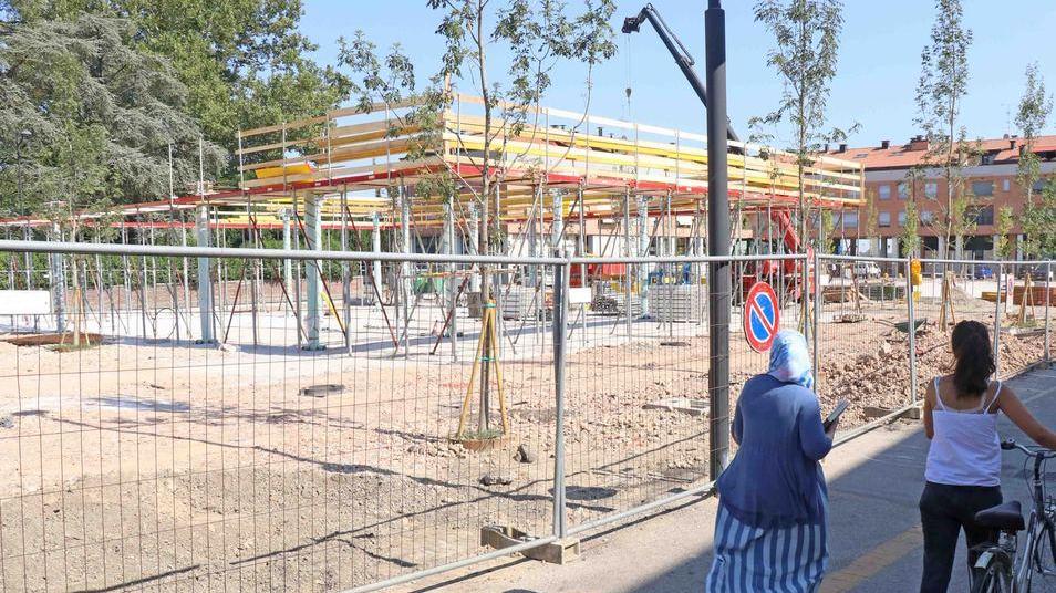 Così la nuova piazza prende forma Lodi: pronta a ottobre