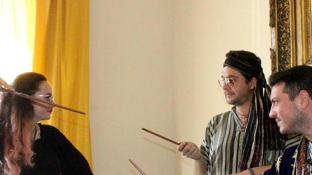 A lezione di magia: a Livorno duelli e incantesimi con le bacchette stile Harry Potter
