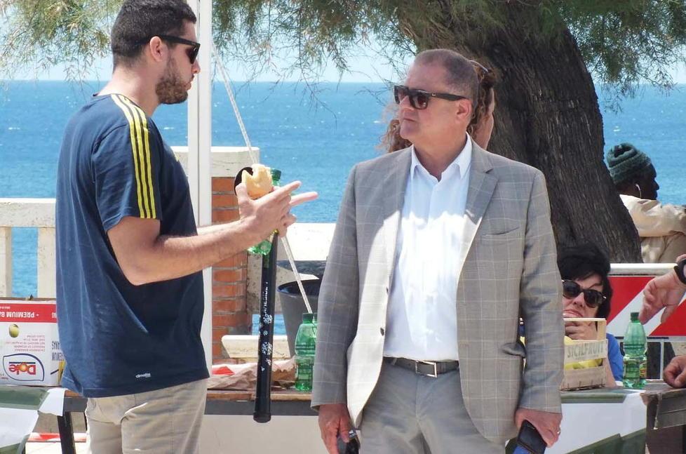 «Coraggio Parodi, fatti venire le idee» 