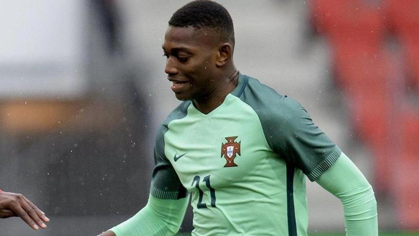 Milan, Leao e Duarte per accontentare mister Giampaolo Ora assalto a Correa