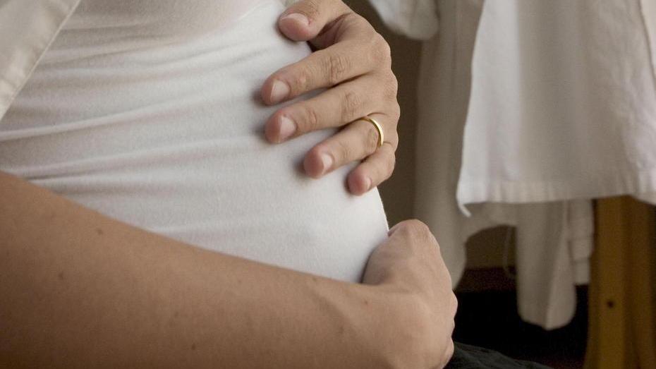 Finta gravidanza per non lavorare: impiegata dell'ospedale presenta certificati falsi