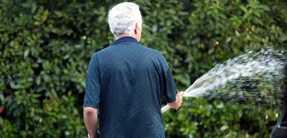 Sprechi di acqua: previste multe da 25 a 500 euro 