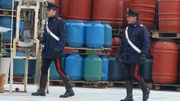 Traffici illeciti: intervento dei carabinieri per sequestrare materiale