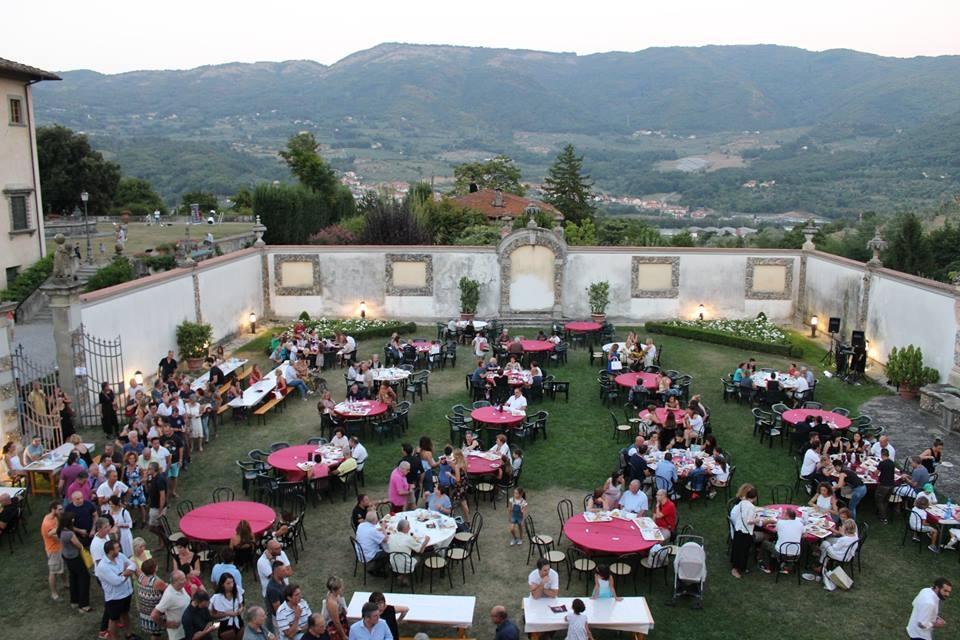 Calici Divini sotto le stelle alla Villa del Mulinaccio a Vaiano