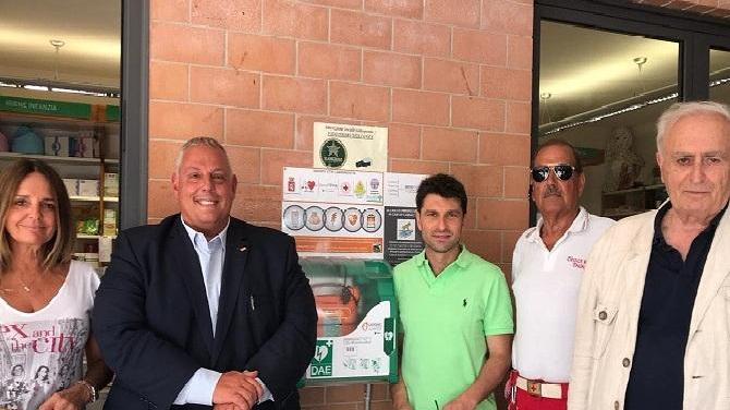 Installato a Principina a mare il primo defibrillatore