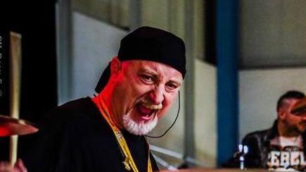 Rock e ballate in spiaggia. La Vasco Night torna da Quelli di Flip