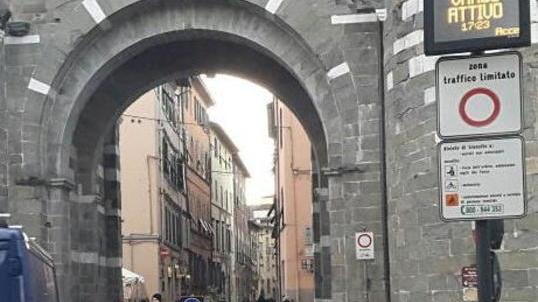 Confcommercio all’attacco «I varchi sono stati un errore»
