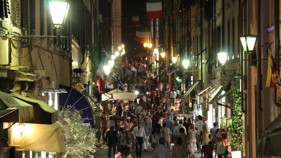 Giro di vite contro la movida che non rispetta le regole 