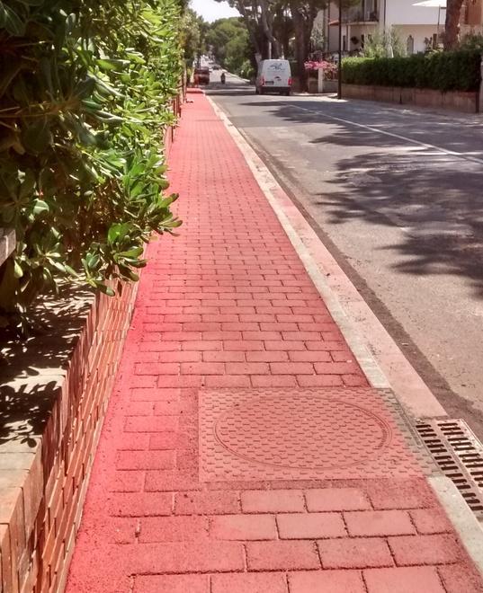 A Portovecchio ritornano gli operai sul marciapiede della discordia 