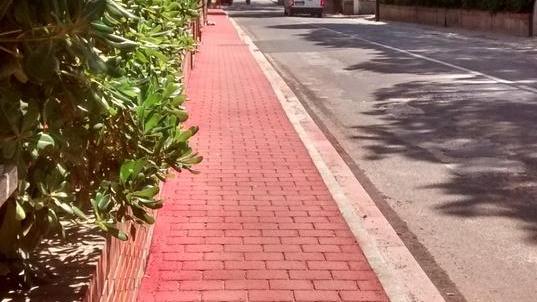 A Portovecchio ritornano gli operai sul marciapiede della discordia