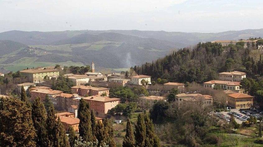 Medico infortunato, urgenze ortopediche dirottate a Pontedera fino al 16 agosto