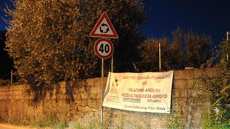 Terribile schianto con la moto gravissimo trentenne a Careggi