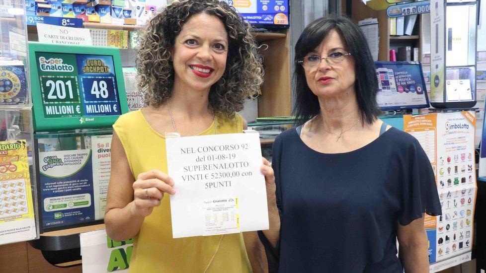 Due vincite da 52mila euro