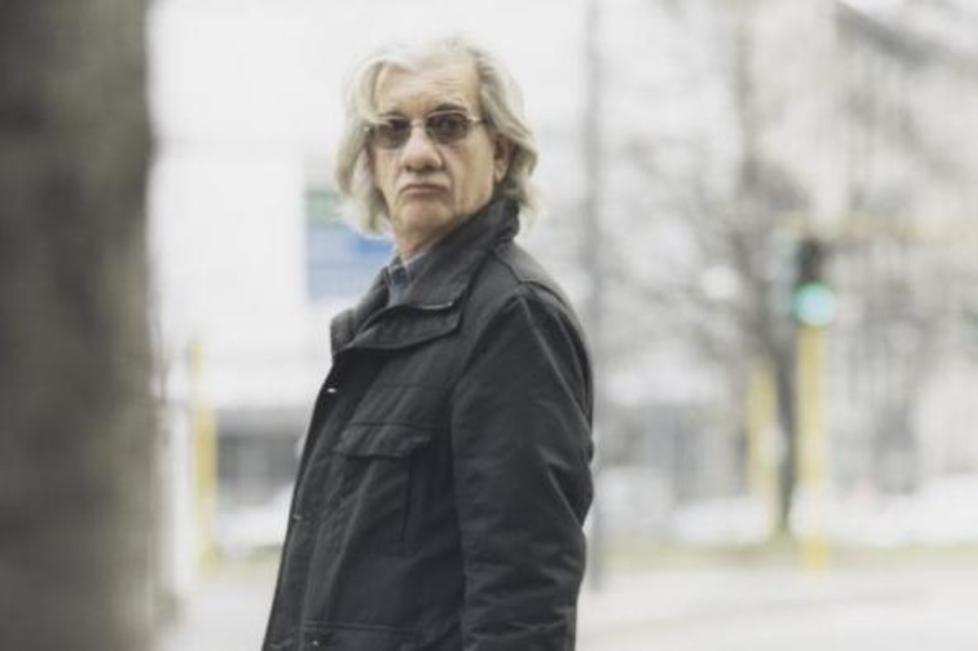 Una foto di Surplace di Sabrina Ragucci