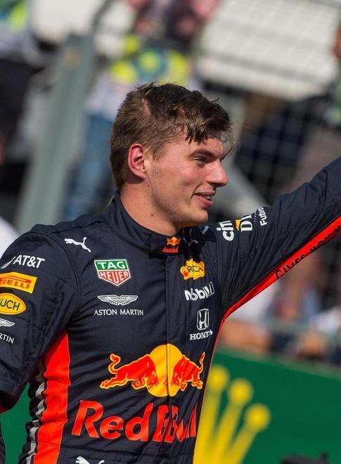 Max, il rombo del talento Che pole per l’olandese La Ferrari non si sveglia 