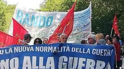 Catena umana per la pace