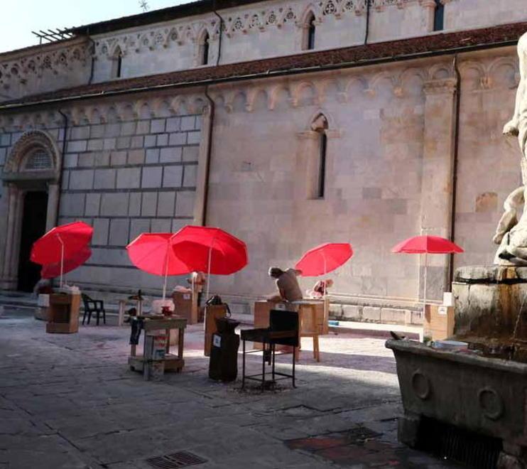 Scultura a mano, torna il simposio in piazza del Duomo 