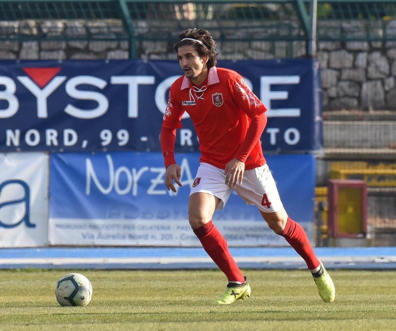 Basta il rigore di Cretella per tornare a sorridere Il Grifone può volare 